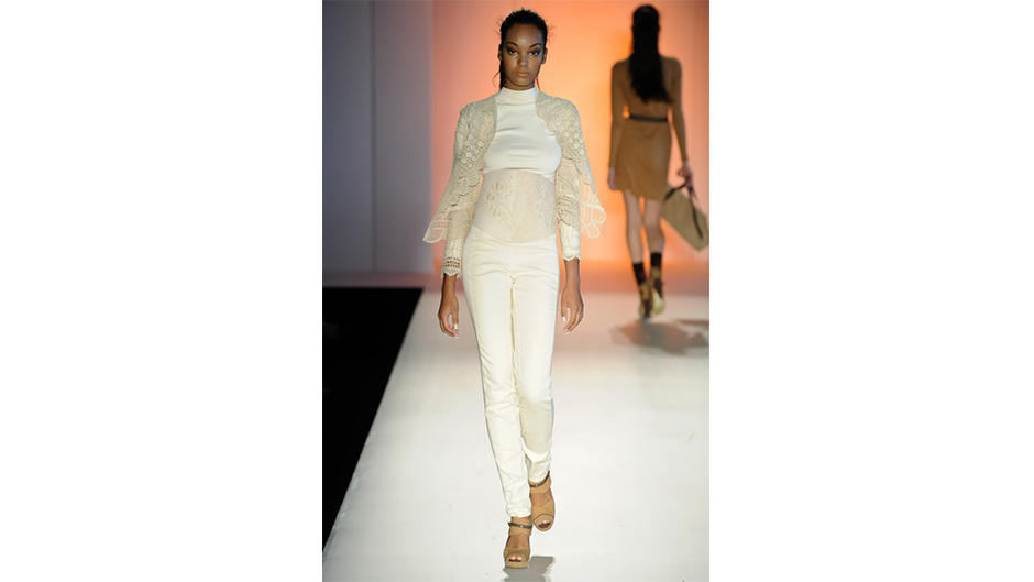 FASHION RIO, INVERNO 2011 RTW - NATURAL COTTON COLOR