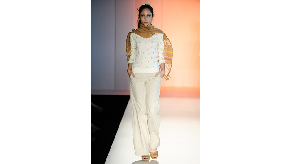 FASHION RIO, INVERNO 2011 RTW - NATURAL COTTON COLOR