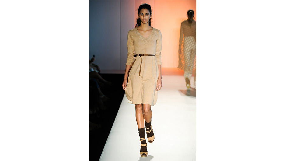 FASHION RIO, INVERNO 2011 RTW - NATURAL COTTON COLOR